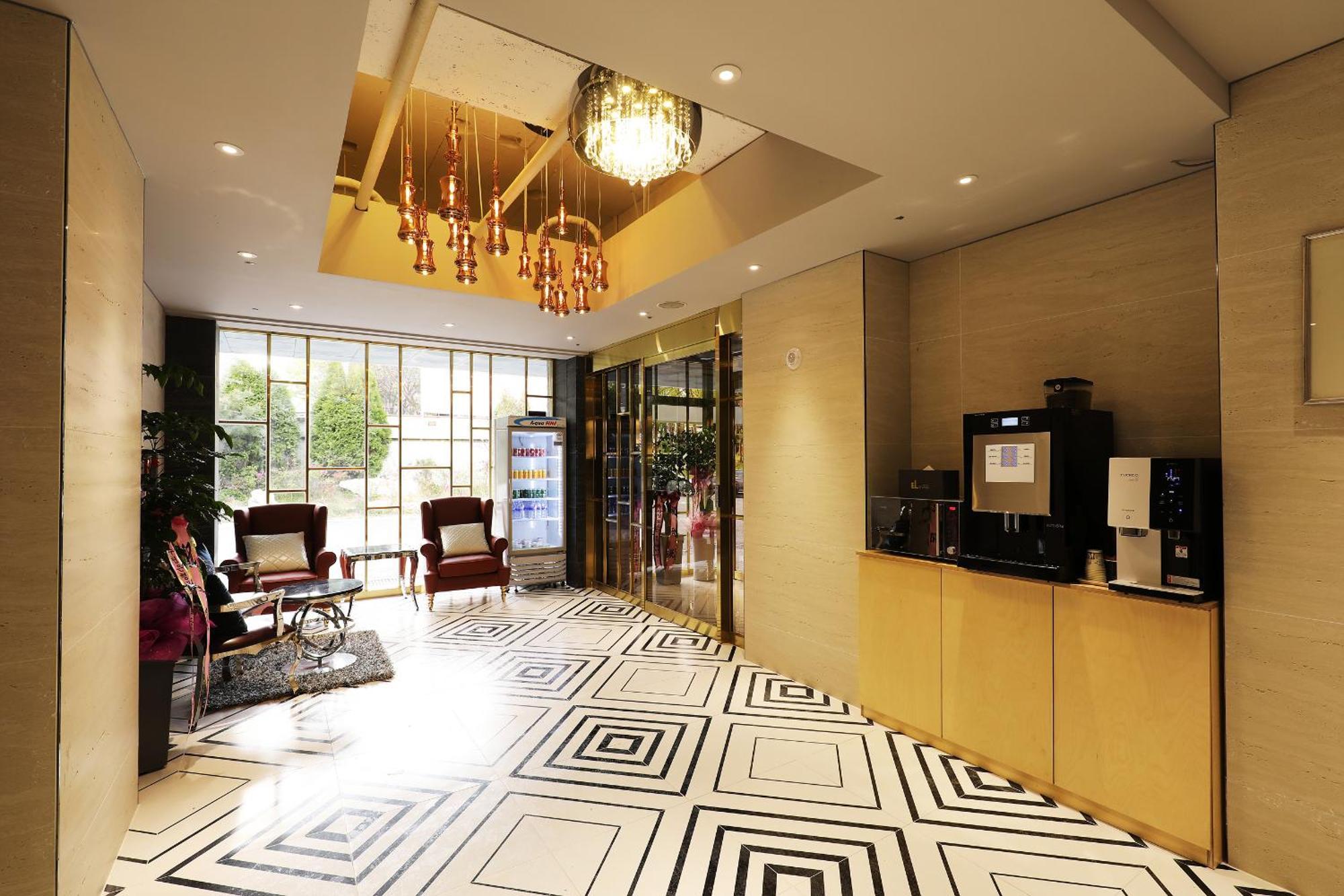 El Tower Hotel Gunsan Exterior foto